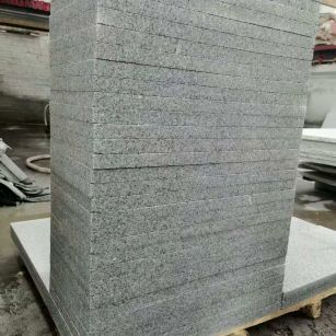 乐山 花岗岩 地铺成品300*600，尺寸标准、厚薄均匀