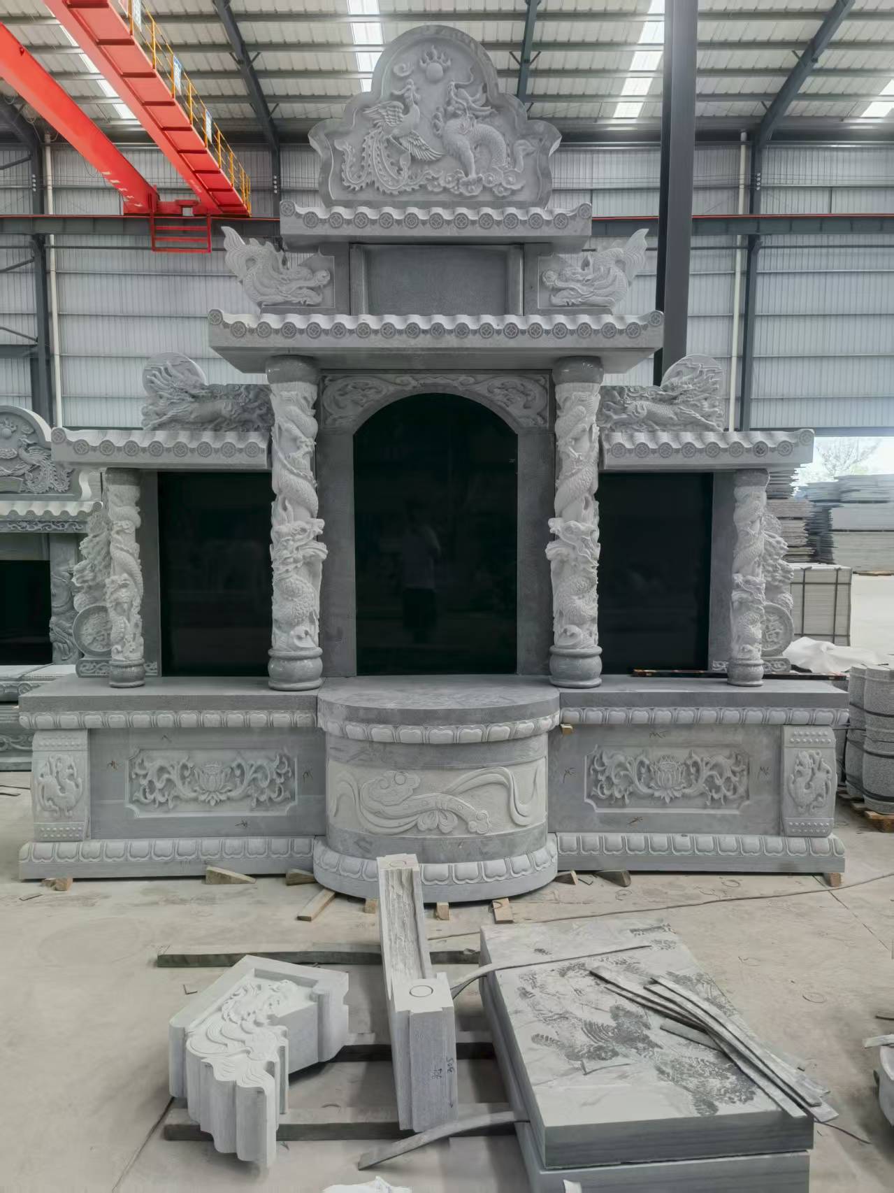 乐山 芝麻灰高档墓碑，土墓，可定制