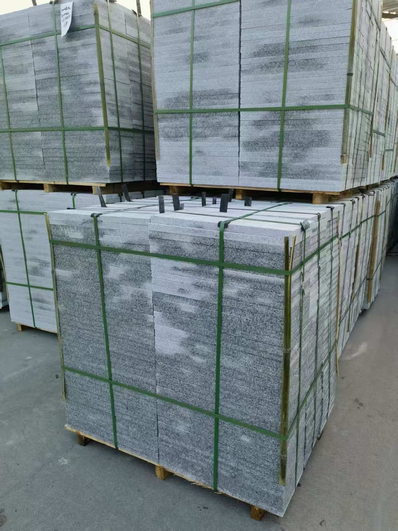 乐山 芝麻白地铺石材